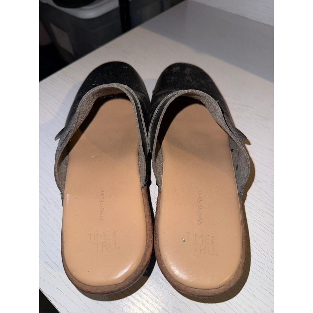 Time and Tru Womens Black Studded Memory Foam Clogs Mules Size 10